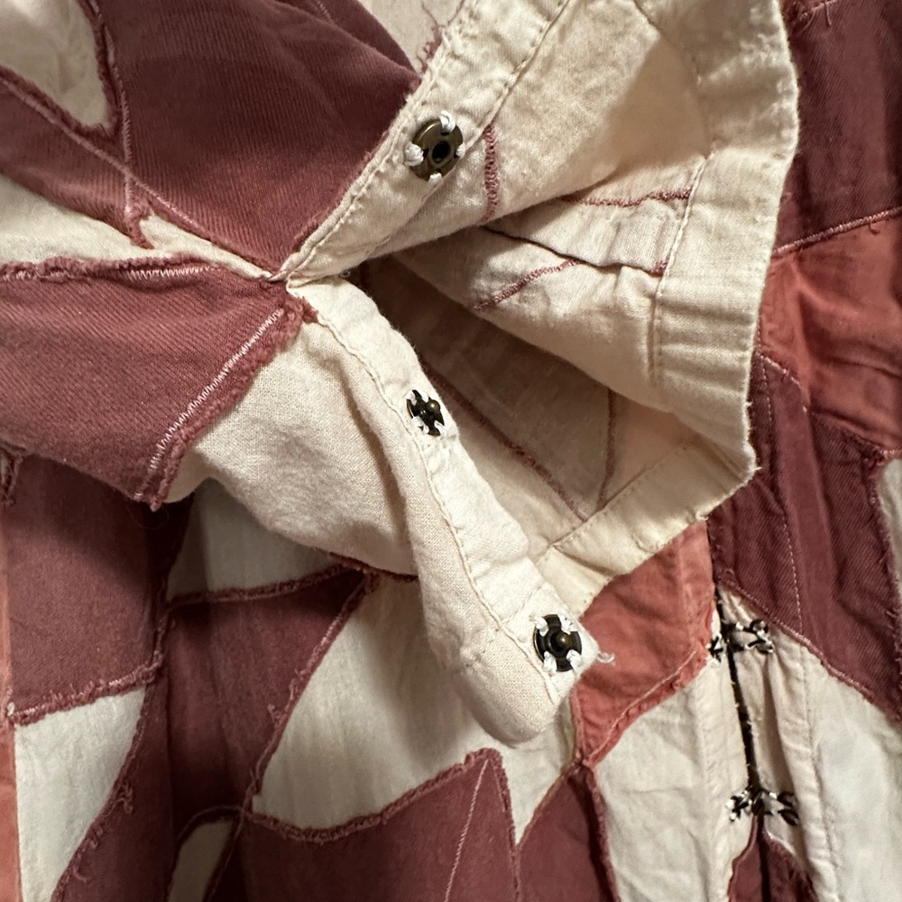 Magnolia Pearl O’Leary Quilt-work Reversible Patchwork Heart Duster - Picture 7 of 15